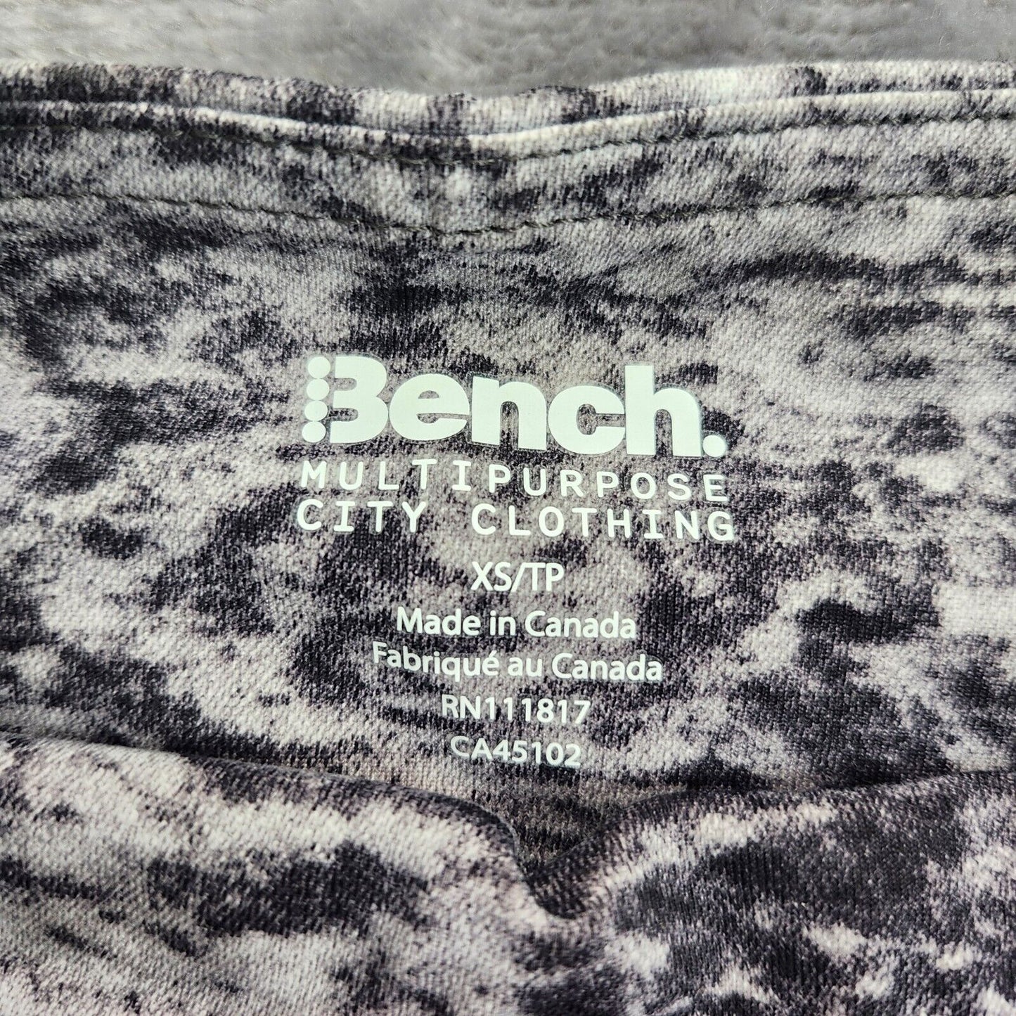 NWT Bench Urban Wear Womens Yoga pants Size XS BLK/WHT