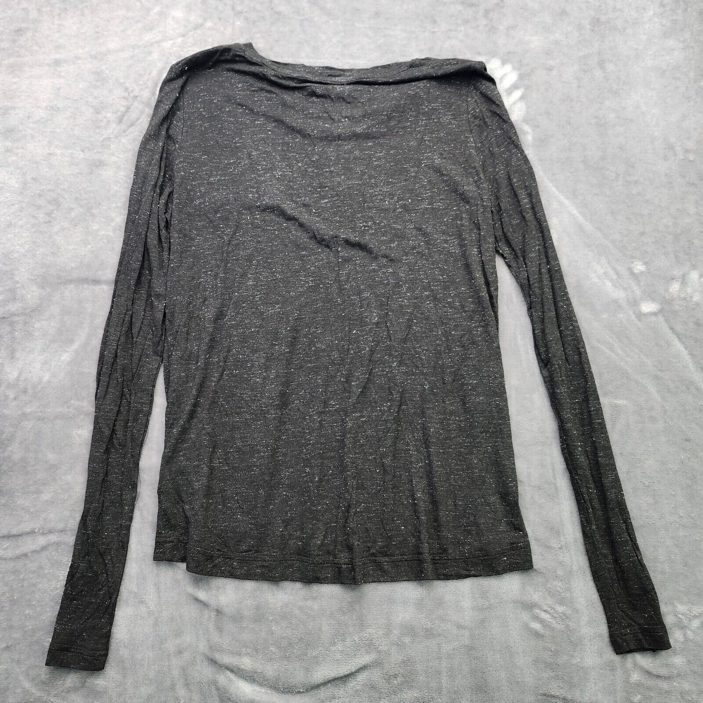 Bench Urban Wear Womens Scoop neck long sleeve Shirt Size Medium Gray