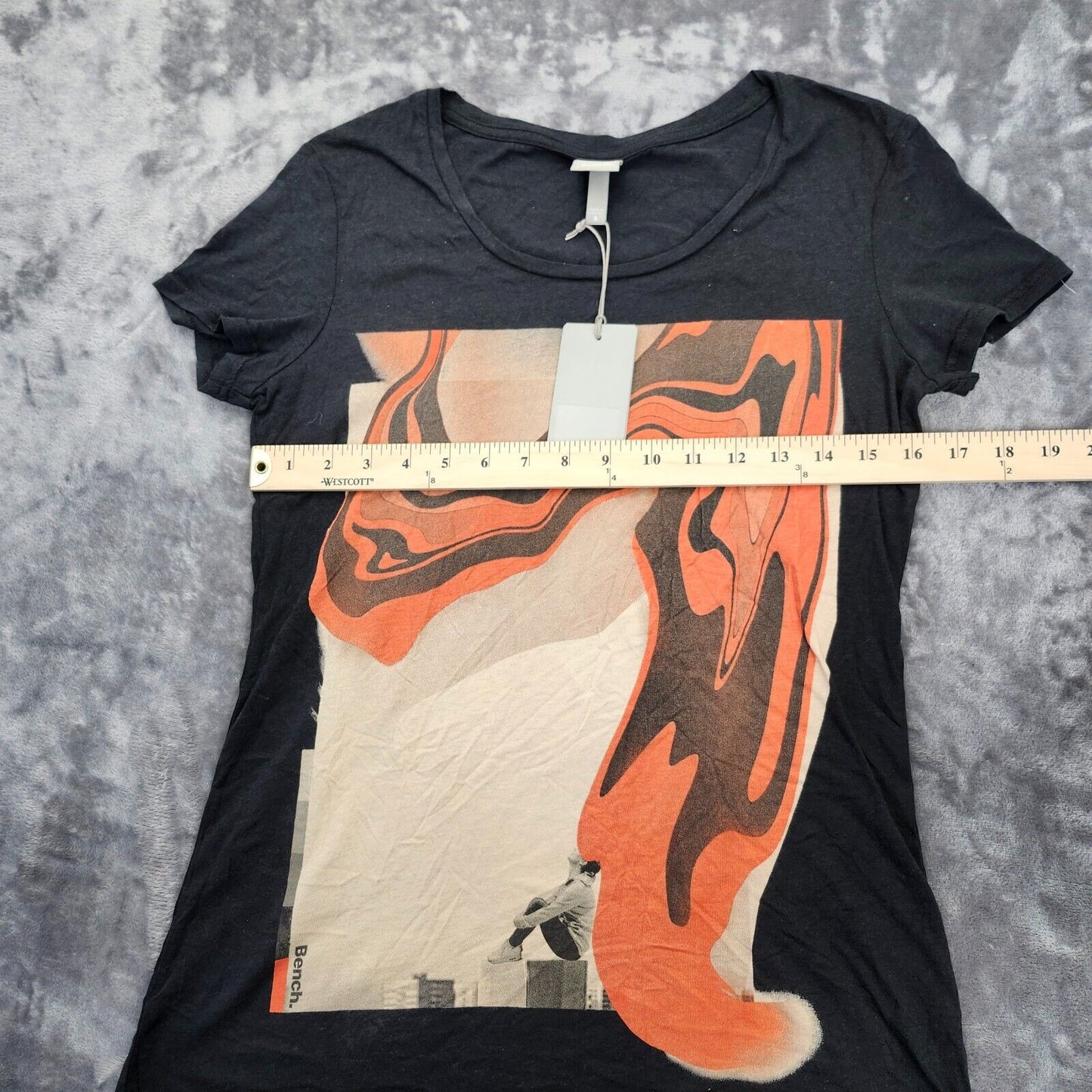 Bench Urban Wear Womens Cap sleeve On top of the world Graphic T-Shirt Size SM