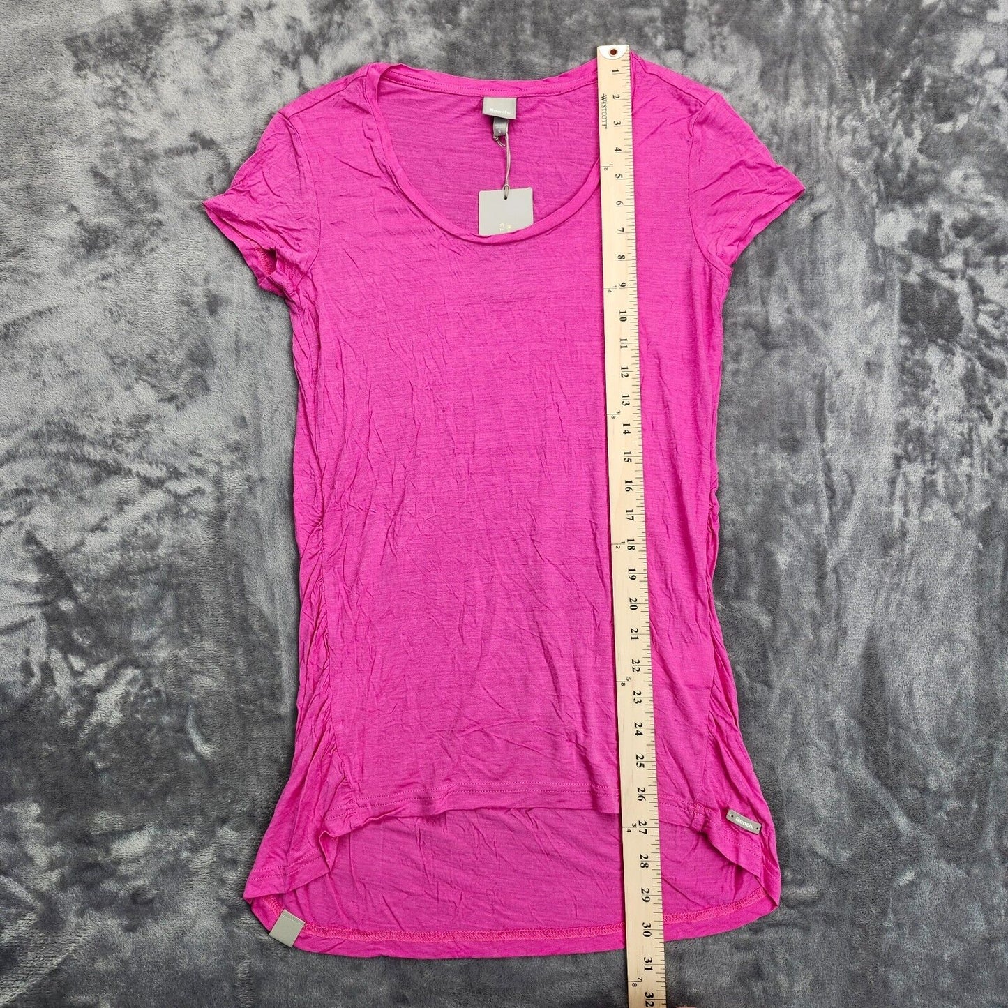 Bench Urban Wear Womens Cap sleeve With long torso Bright Pink T-Shirt Size SM