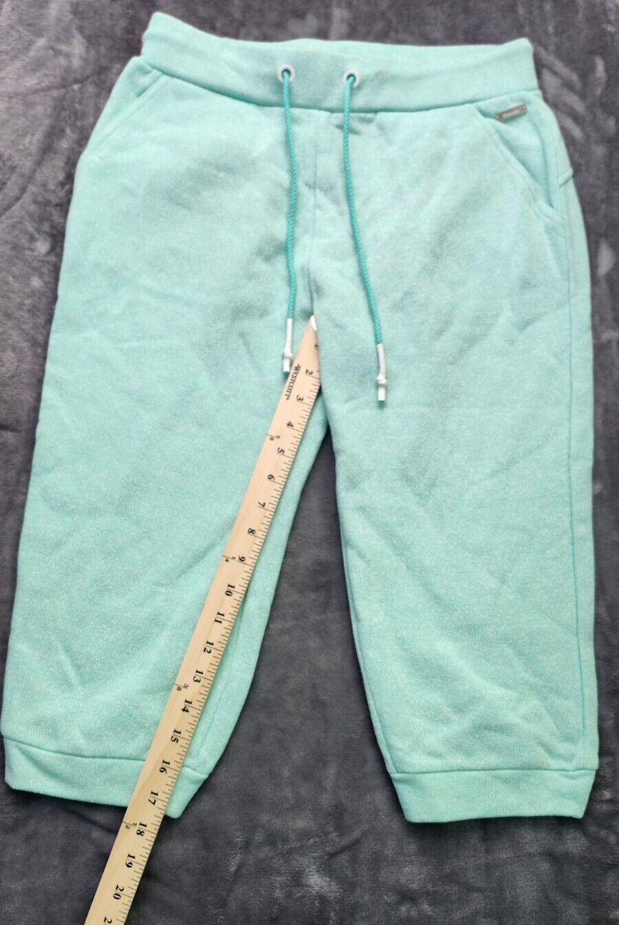 NWT Bench Urban Wear Womens Capri Sweat pants Size Small Mint