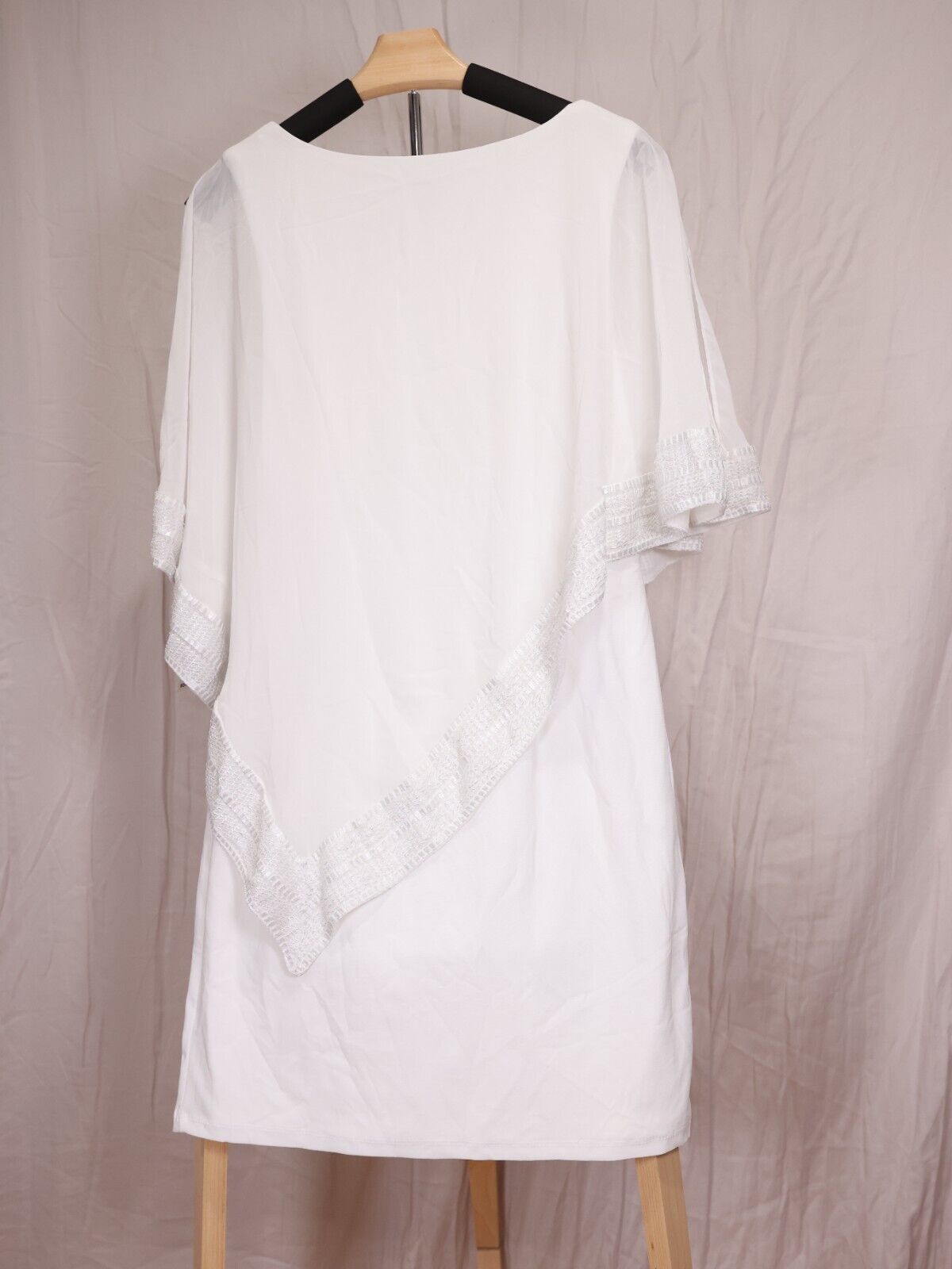 SLNY White Asymmetric Foil Cape Chiffon Split-Sleeve Above-Knee Dress 4 NWT