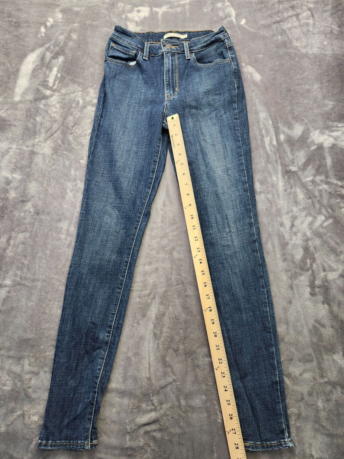 Levis 721 High rise skinny womens size 26