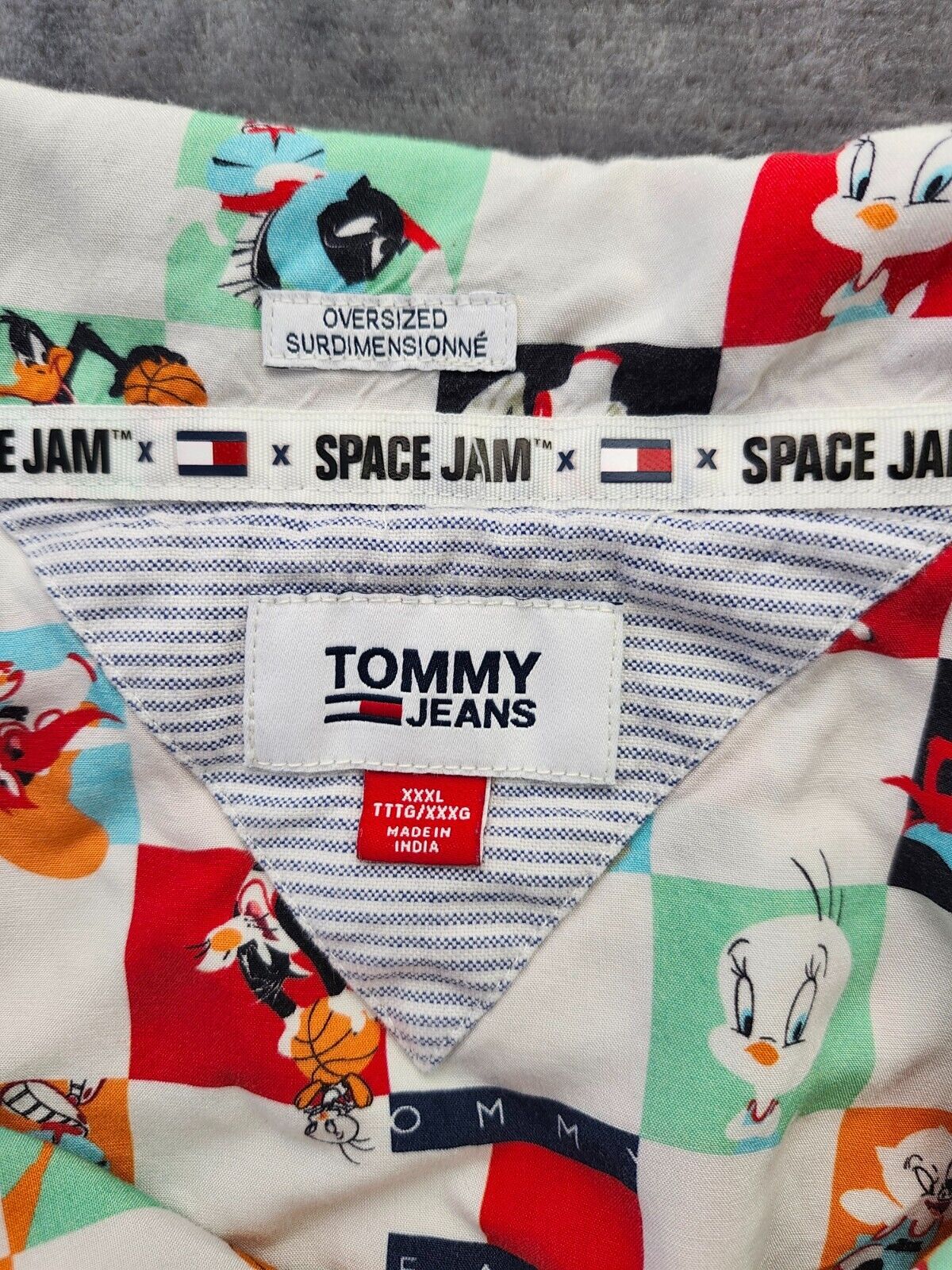 Tommy Hilfiger Men's Space Jam: A New Legacy x Tommy Jeans Checker Print Top 3XL