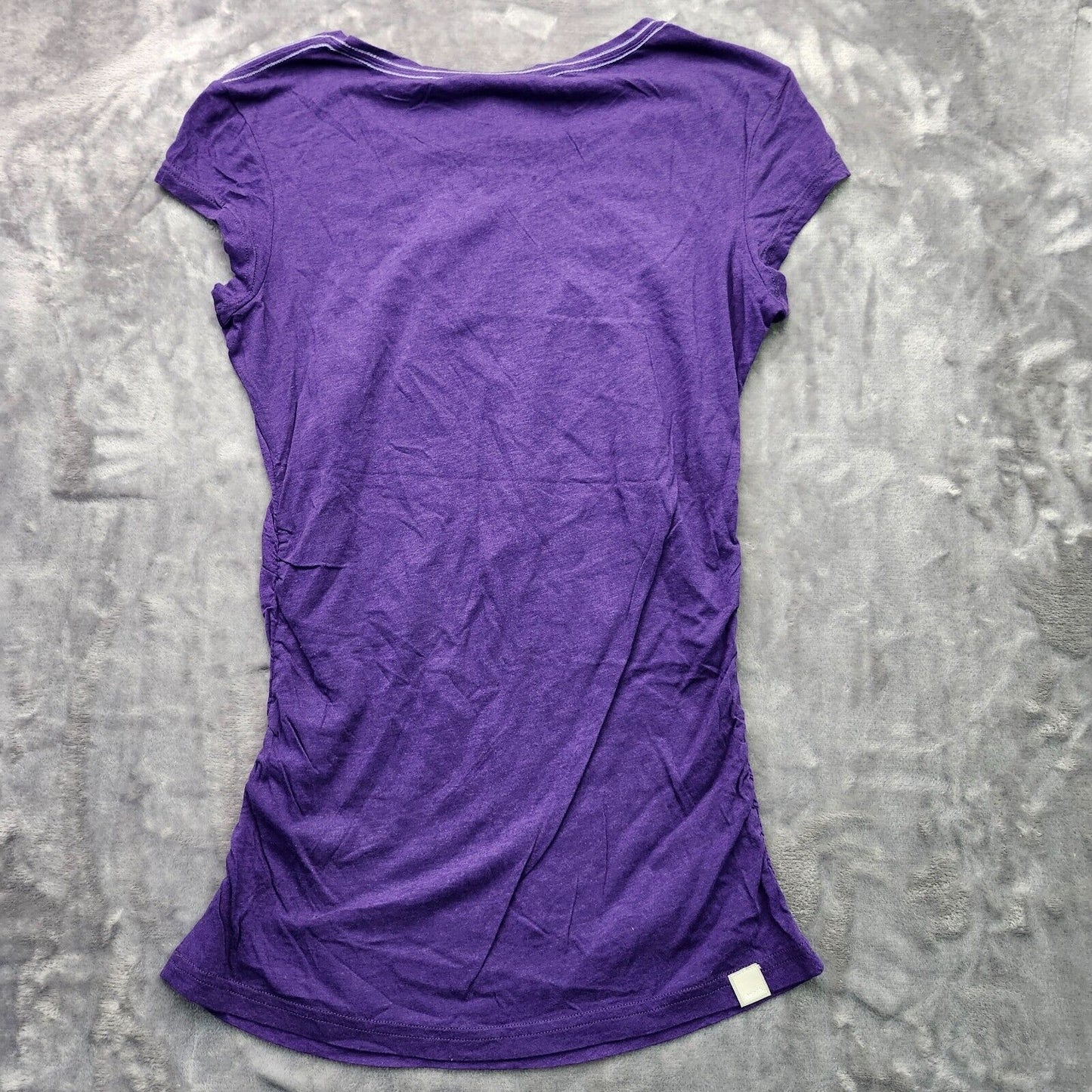 Bench Urban Wear Womens Graphic T-Shirt cap sleeve Size Small Purple