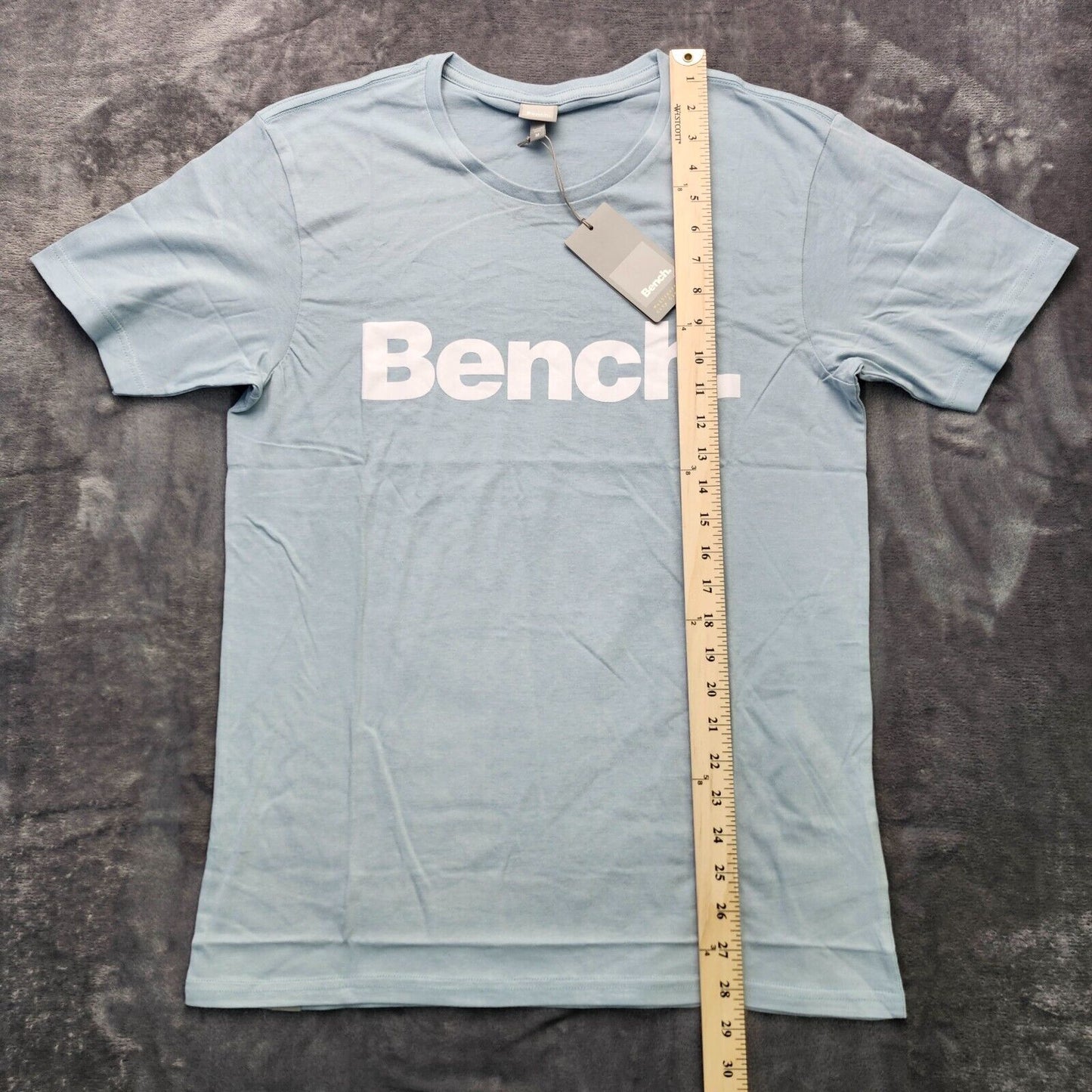 Bench Urban Wear Unisex T-Shirt Light Blue Size Medium