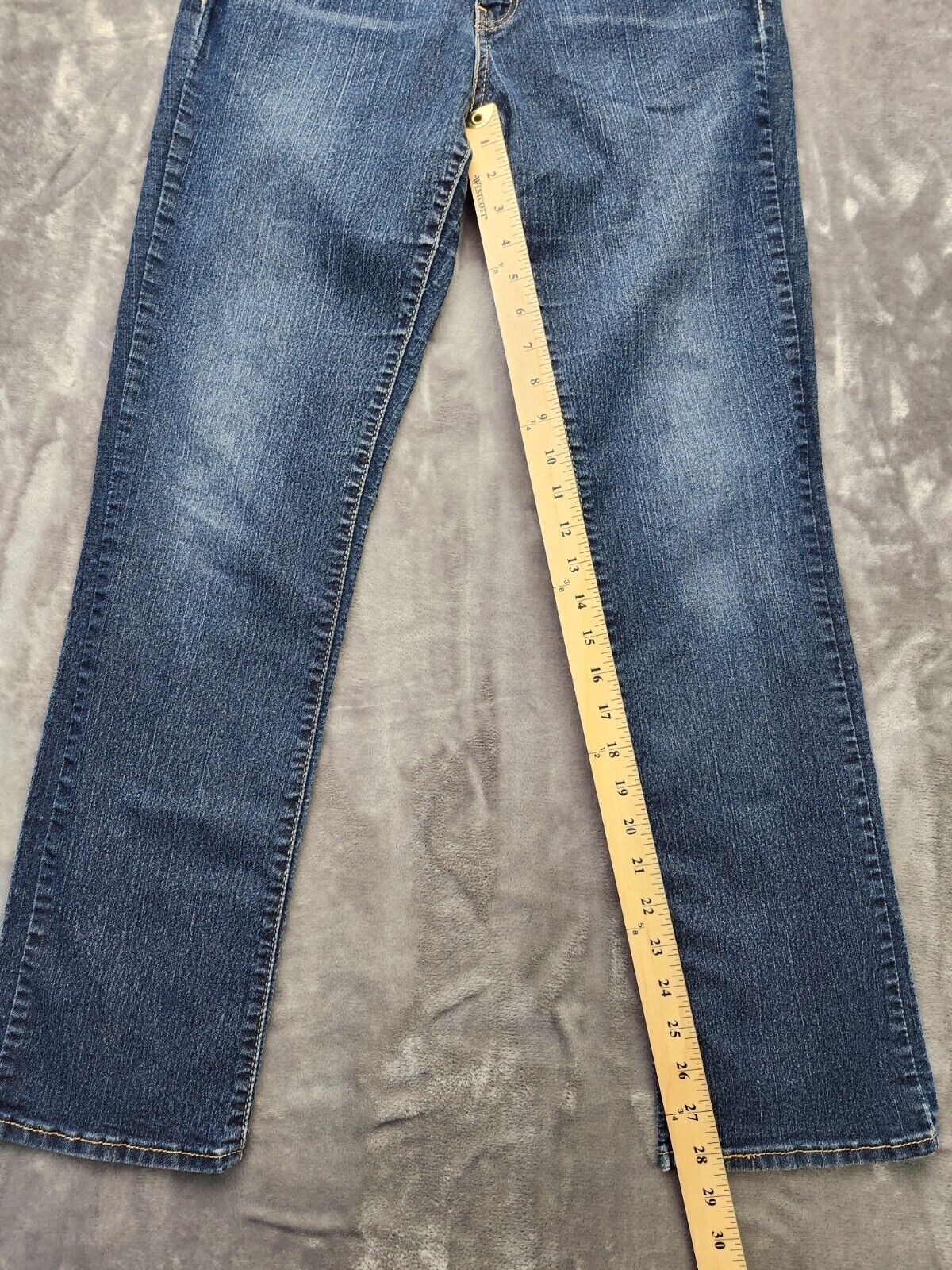 Signature Levi Strauss Modern Straight Jeans 8M