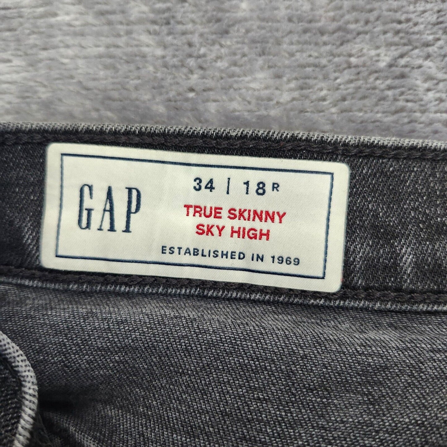 Womens GAP TRUE SKINNY SKY HIGH 34 | 18 R Jeans