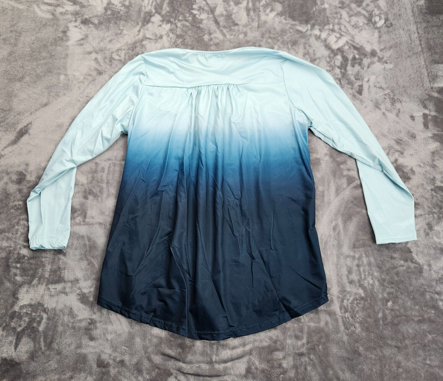 Women Gradient V-neck Long Sleeve Button Blouse Size Light Blue Large