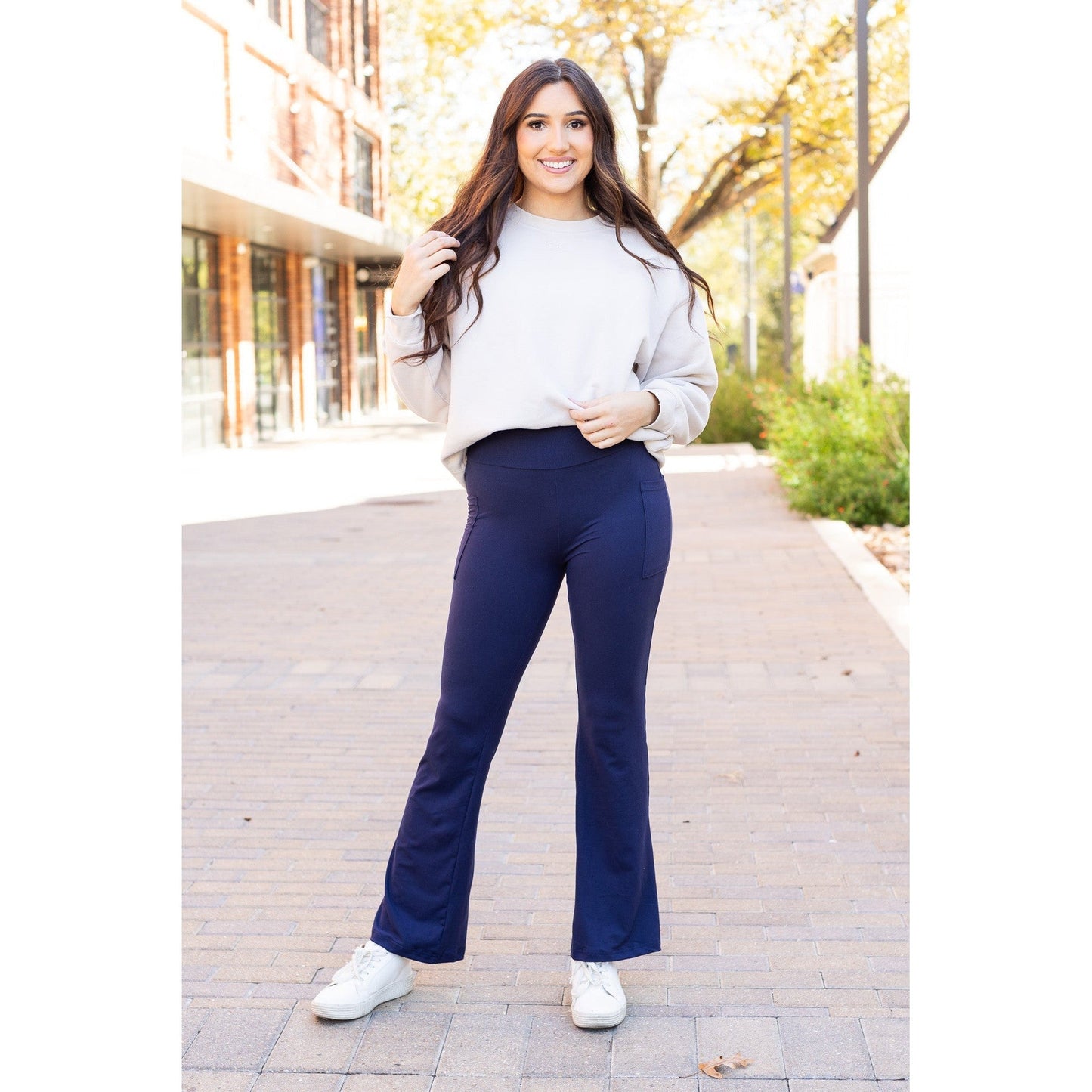 The Mila - 30"  NAVY Bootcut Leggings with Pockets Round 3
