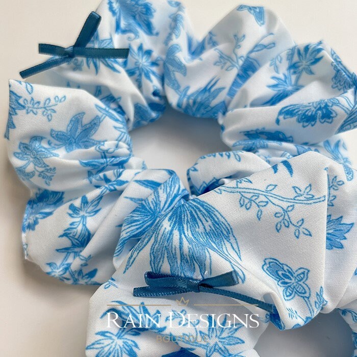 Coconut Leaf Scrunchie Hair Tie