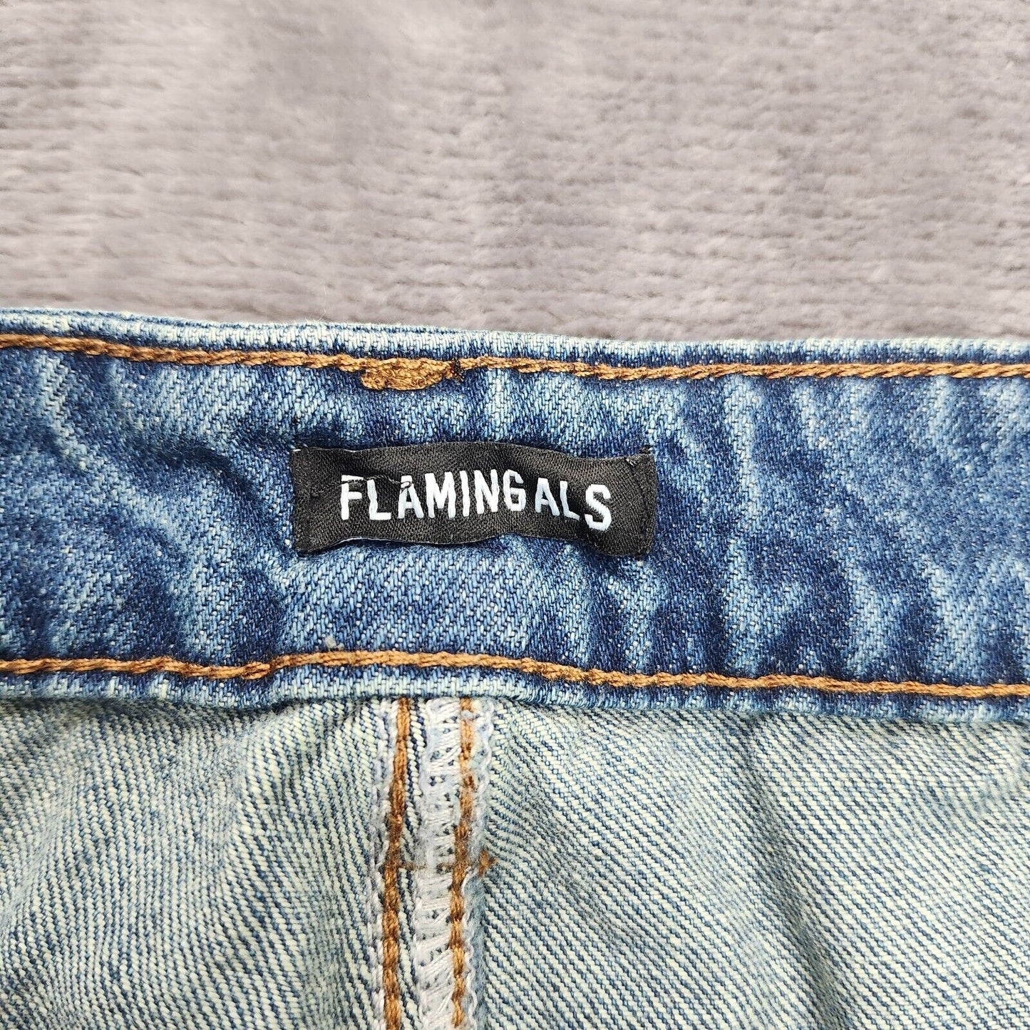 Flamingals Women's Straight Wide Leg Faded Blue Jeans Size Large