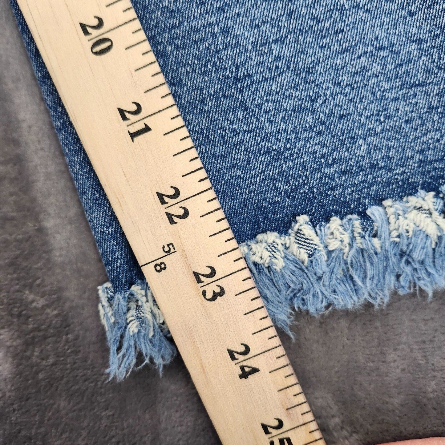 Flamingals Women's High Waist Straight Raw Hem Capri Blue Jeans Size XL