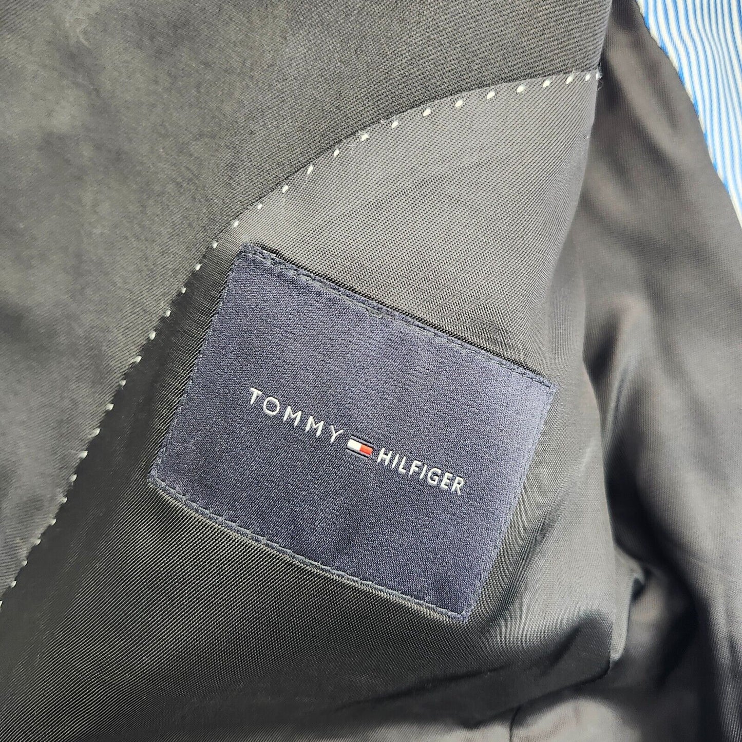 Tommy Hilfiger 100% Wool Suit Set Jacket Size 41 Regular, 30 Waist Pants