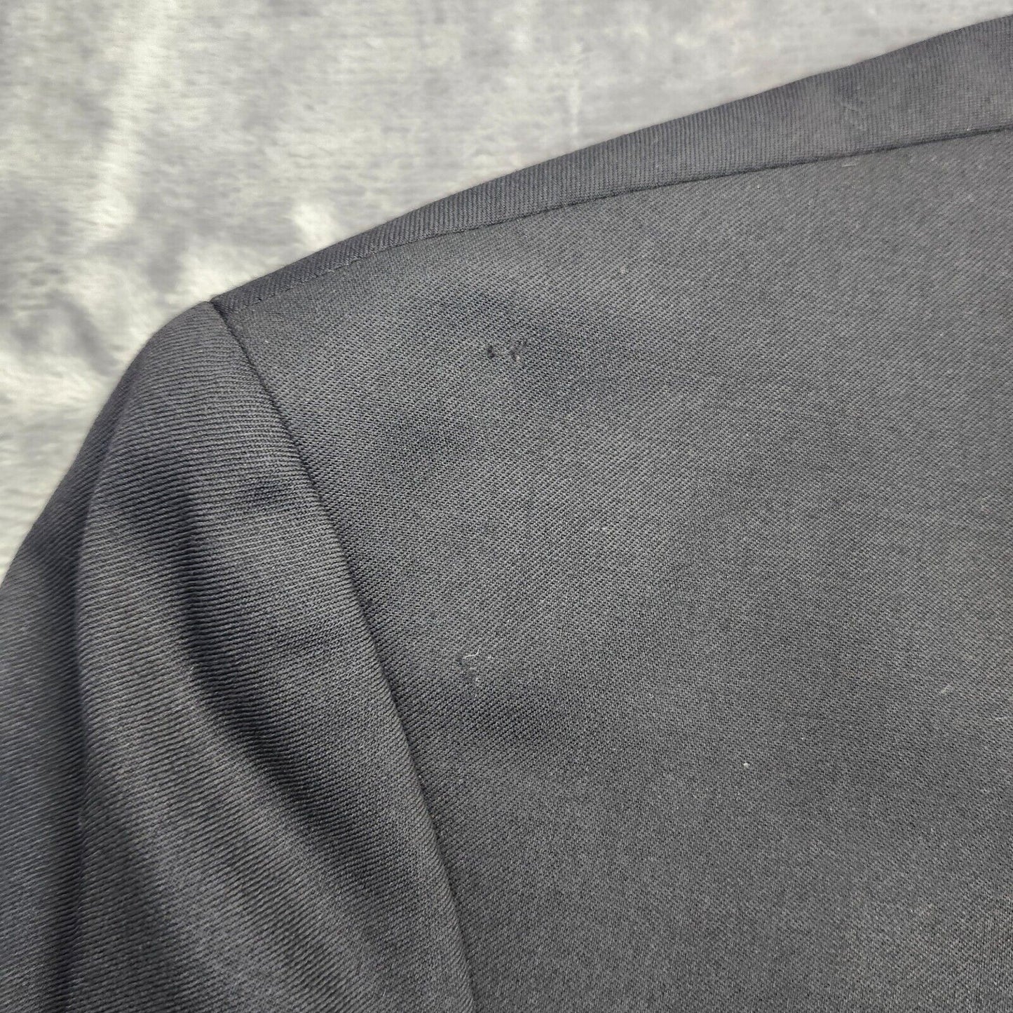 Tommy Hilfiger Men's 100% Wool Doyle Black Tuxedo Jacket Size 41 Regular
