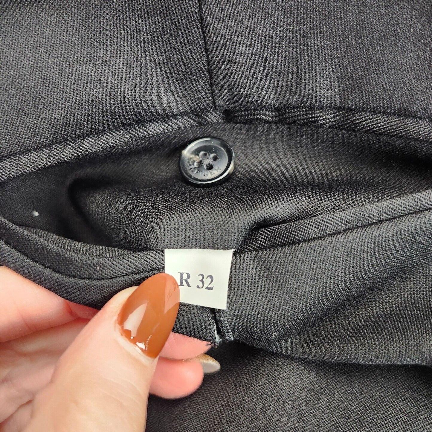 Tommy Hilfiger 100% Wool Suit Set Jacket Size 41 Regular, 30 Waist Pants