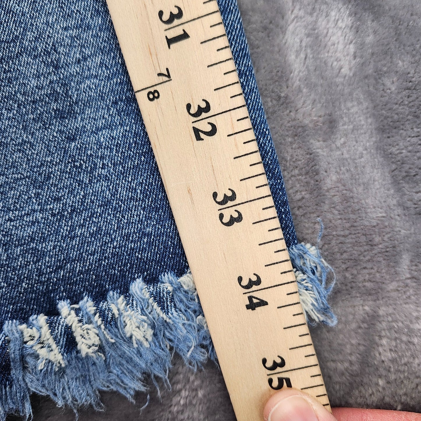 Flamingals Women's High Waist Straight Raw Hem Capri Blue Jeans Size XL