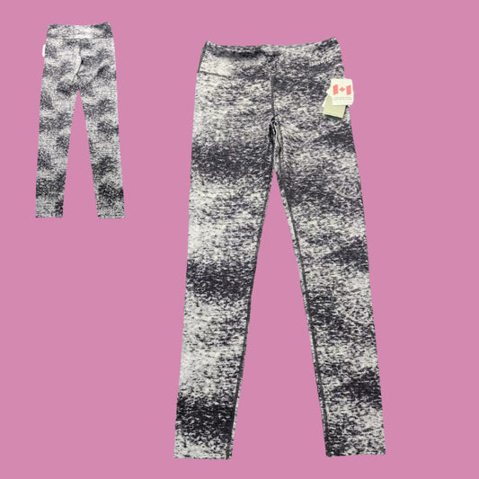 NWT Bench Urban Wear Womens Yoga pants Size Medium BLK/WHT
