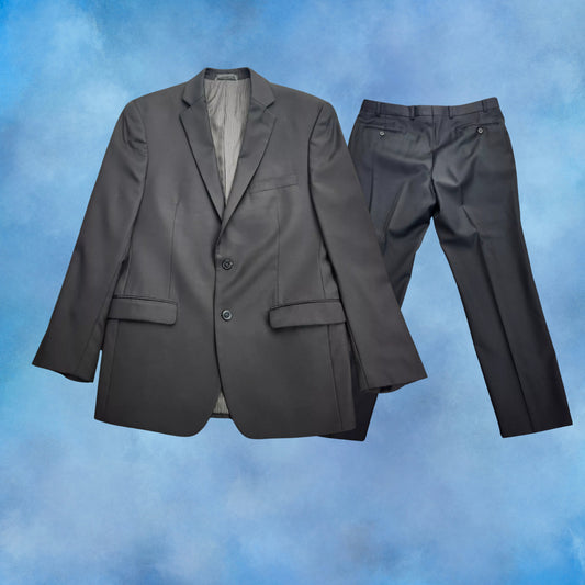 Calvin Klien Slim Fit Mens 100% Wool Suit Coat and Suit Pants size 40R